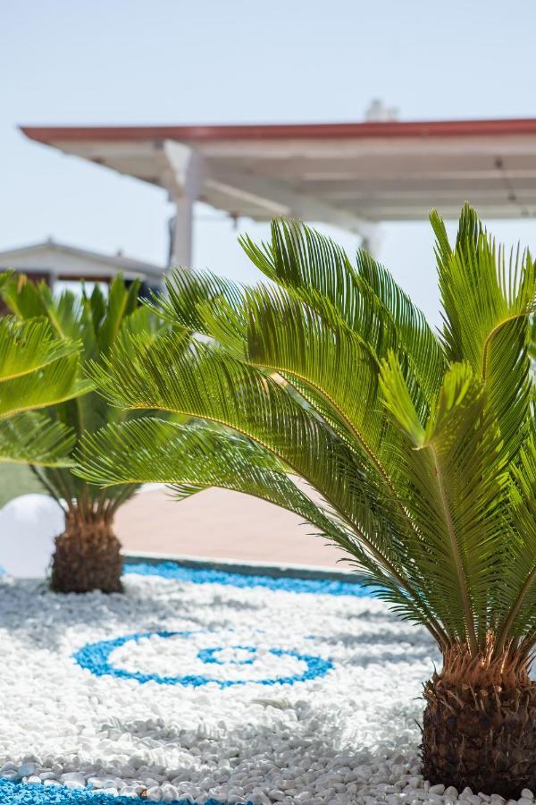 Bluriva Hotel Cirò Marina 外观 照片
