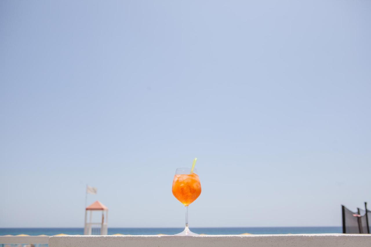 Bluriva Hotel Cirò Marina 外观 照片